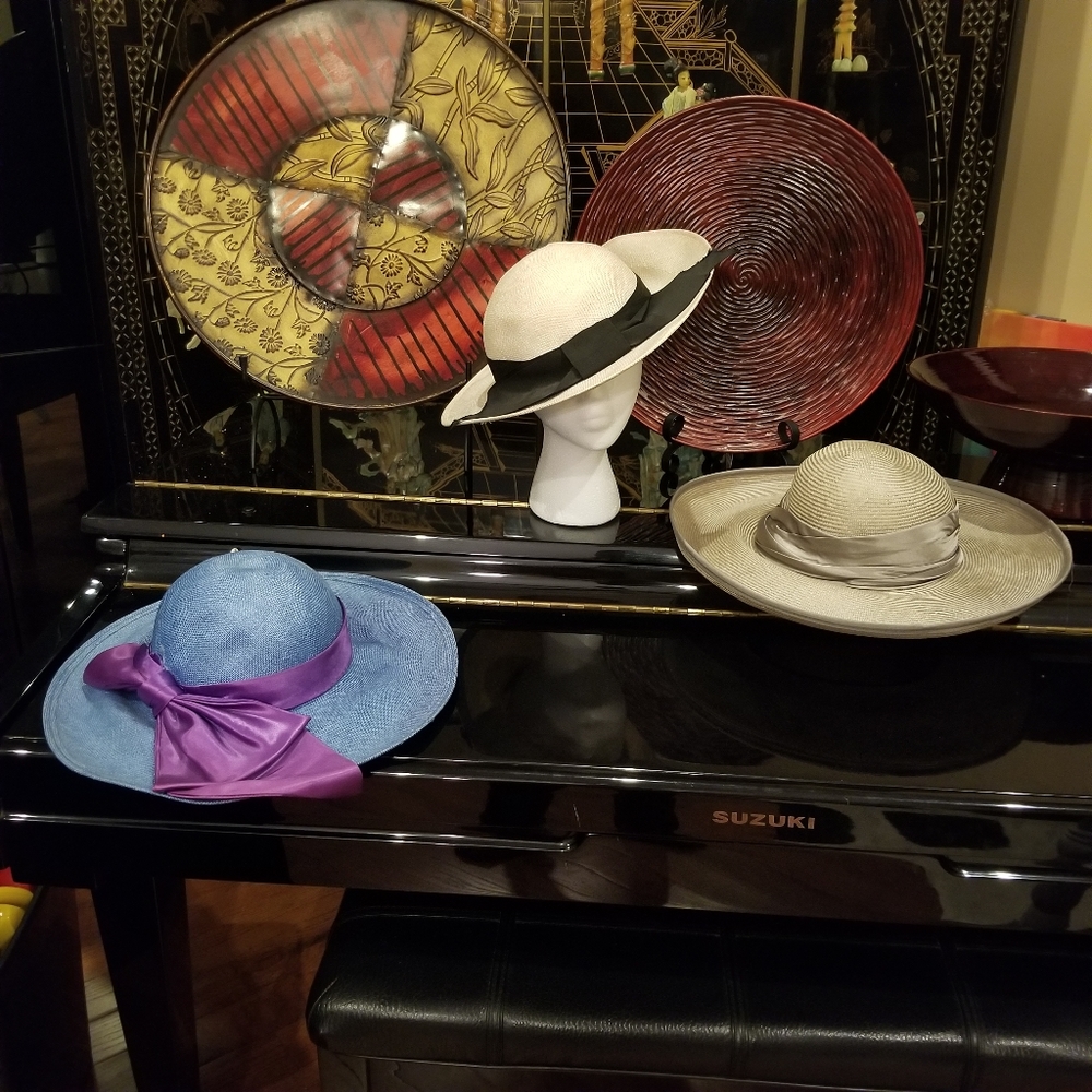 Sun hats buy all 3💃🏿